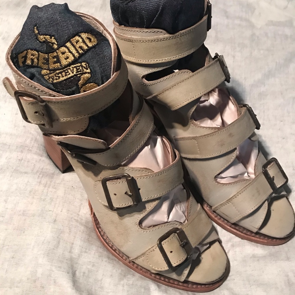 Free Bird Quail Sandals (Ice) - never worn size 10